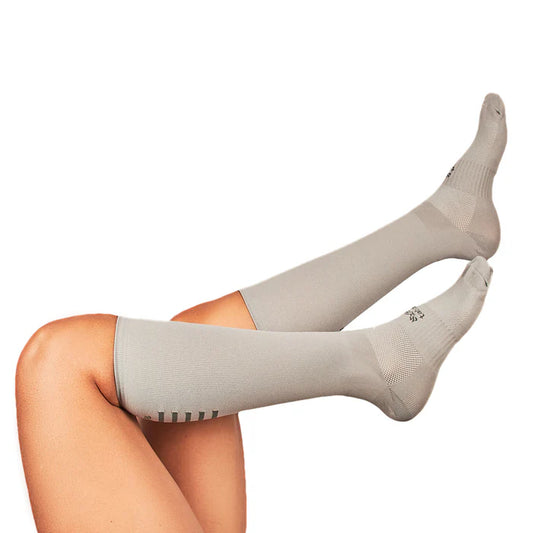 Media con Compresión Completa Gris Claro